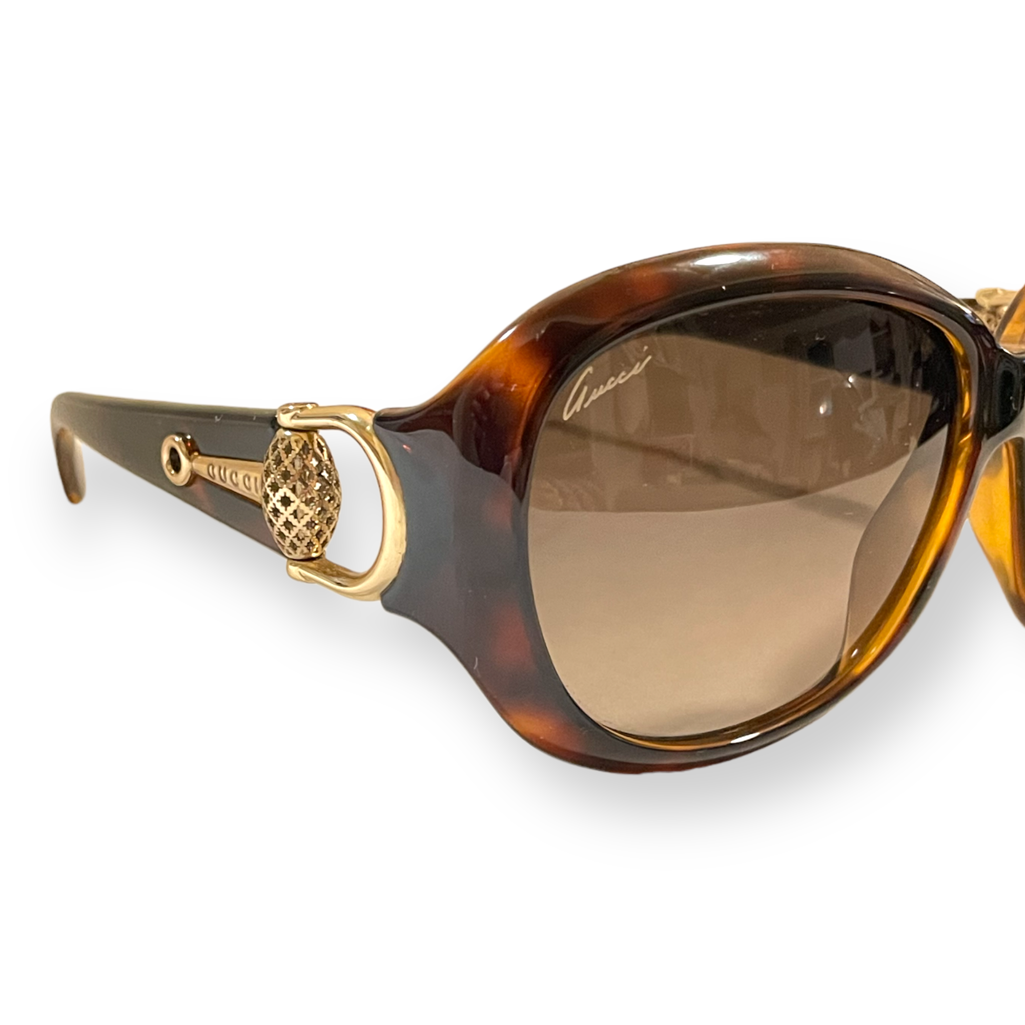 Oversized GUCCI Tortoise Frames with classic gold tone Horse-bit Design