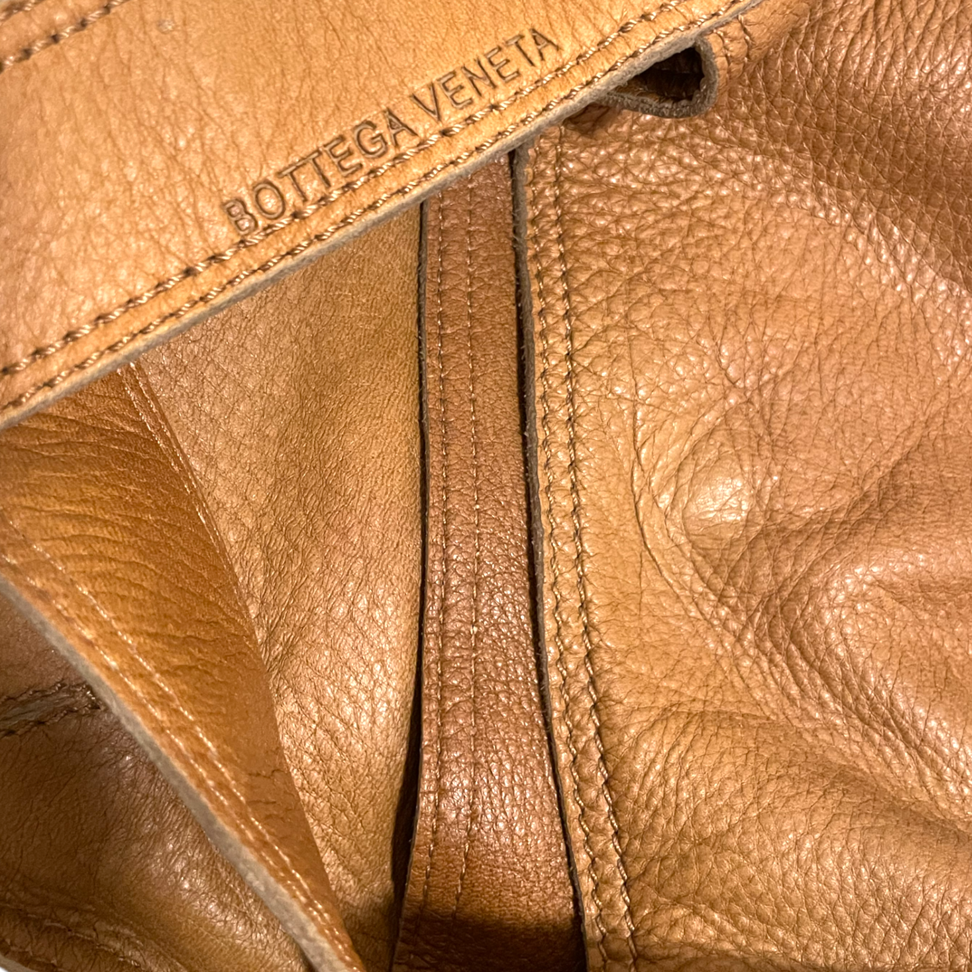 BOTTEGA VENETA Vintage Cognac Leather Crossbody Messenger Bag