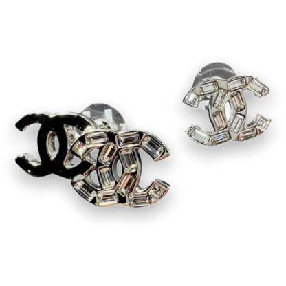 Chanel Silver interlocking CC Logo and Baguette Crystal Stud Earrings - photo 5 of 11