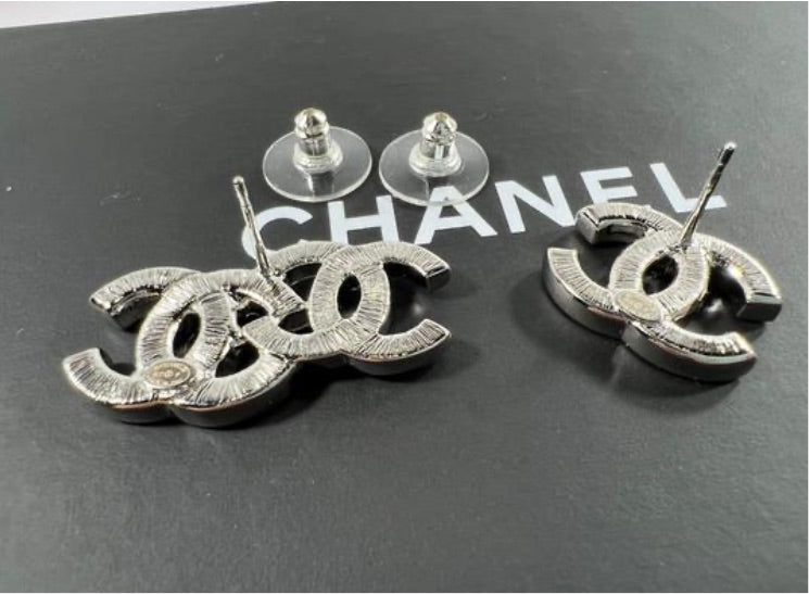Chanel Swarovski Silver CC Logo Boucles Oreille Earrings - Yoogi's Closet