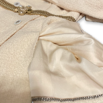 Vintage Chanel Cream Tweed Blazer - photo 10 of 11
