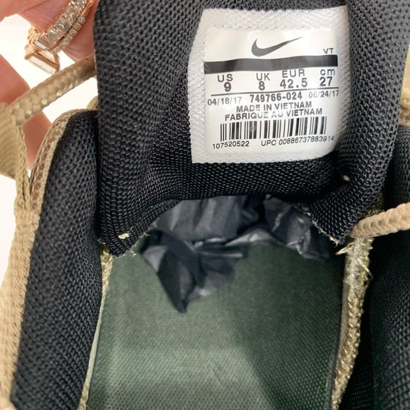 Nike Air Max 95 Tonal Olive Size: 9US men’s