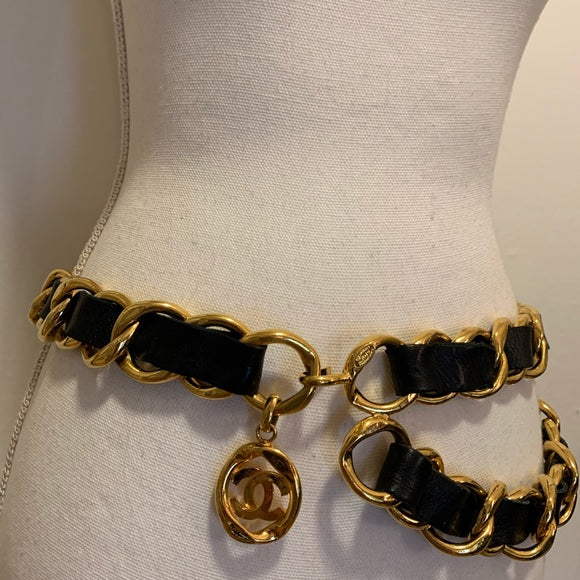 Vintage CHANEL Gold & Leather Chain link Belt
