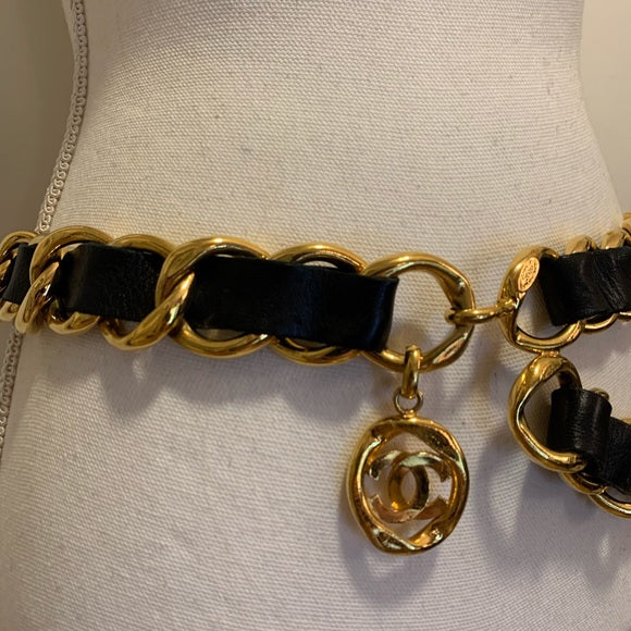 Vintage CHANEL Gold & Leather Chain link Belt