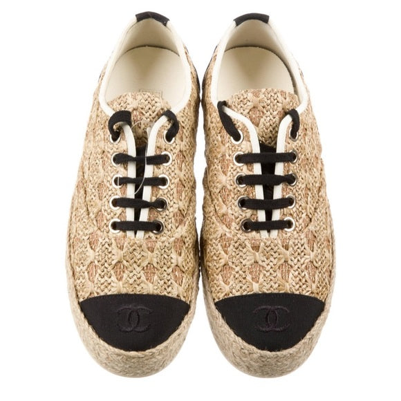 CHANEL 2019 Interlocking CC Logo Espadrilles 39EU