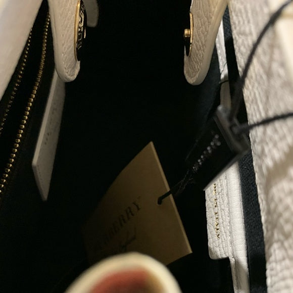 BURBERRY London White Leather Small Banner Tote