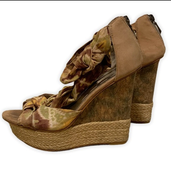 RACHEL Rachel Roy Wedges Size: 7.5