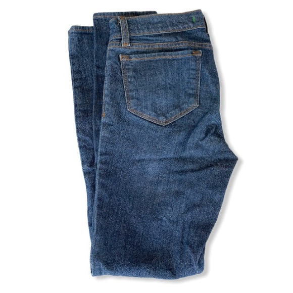 J BRAND Medium Wash Jeans Size: 26