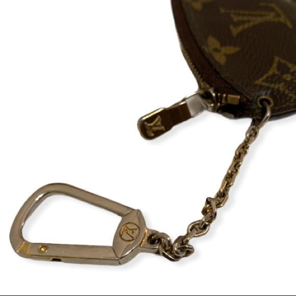 louis vuitton coin purse with chain