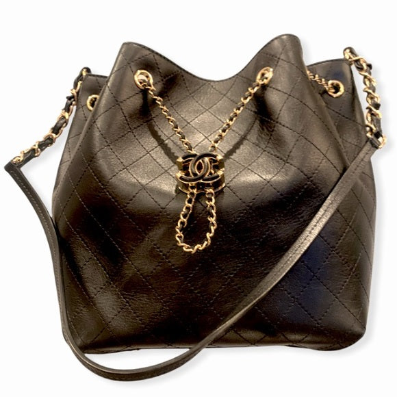 CHANEL Calfskin Stitched Drawstring Bag (Black)