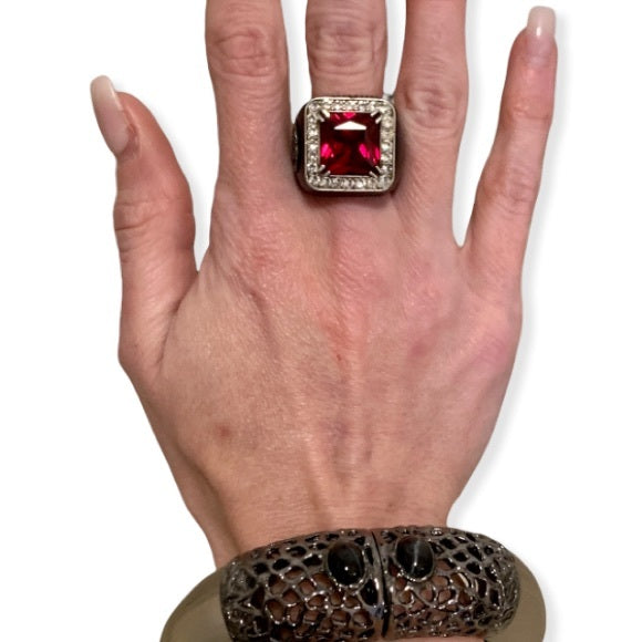 GUCCI Sterling Silver Red Crystal Stone Signet Ring Size: 6