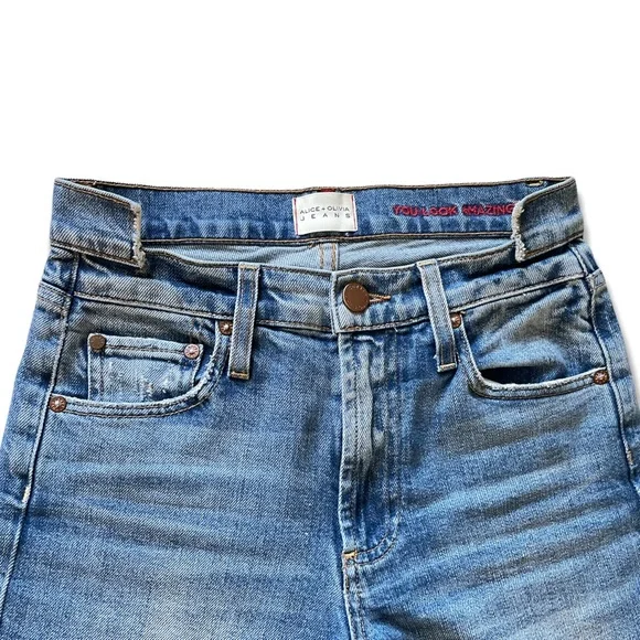 ALICE + OLIVIA Mid-Rise Straight Leg Jeans Size: US 24