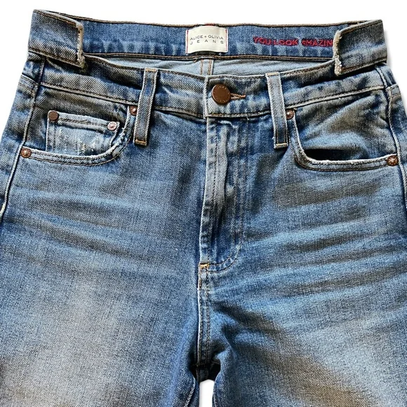 ALICE + OLIVIA Mid-Rise Straight Leg Jeans Size: US 24
